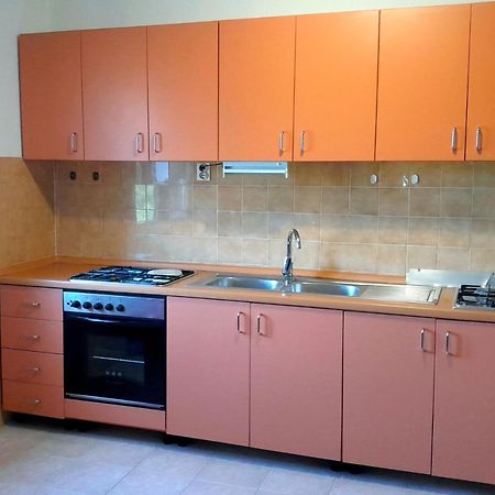 Manora Sucuraj 2 Bedroom Apartment Exterior photo